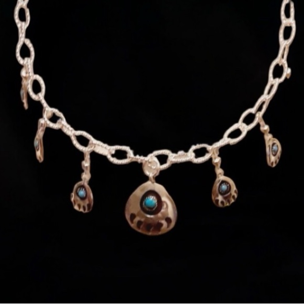Native American Navajo Style Sterling Silver Turquoise Bear Paw Pendant Necklace - Picture 3 of 3